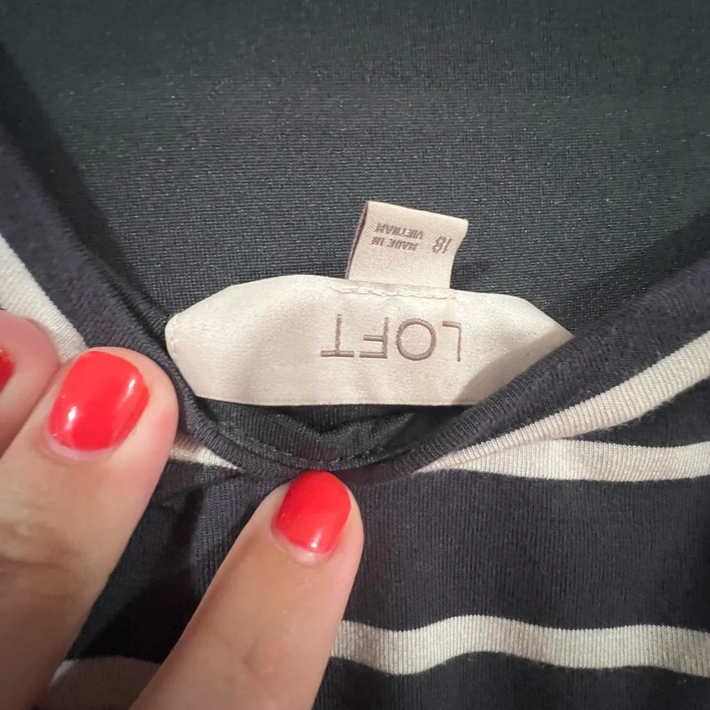 LOFT dress. Size 18 - Picture 3 of 3